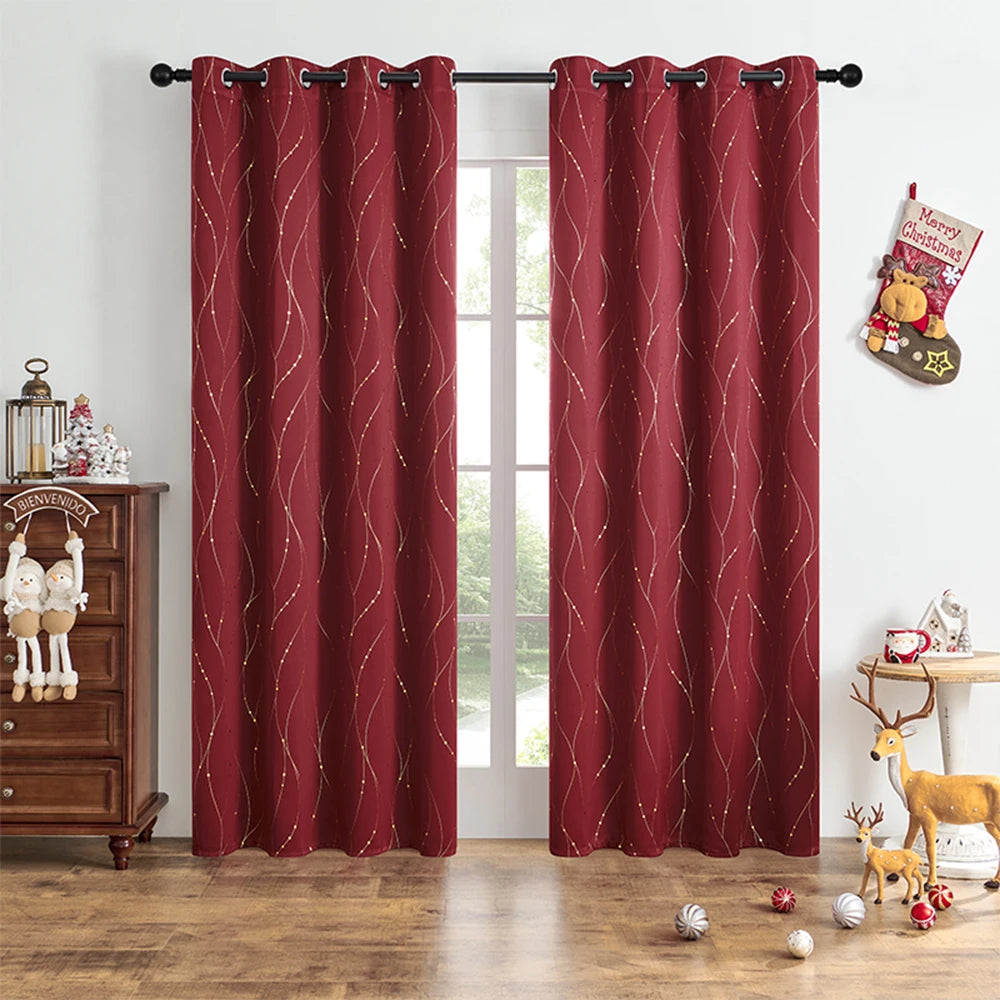 rideaux opaques festifs rouge doré motifs ondulés texturés décoratif éléments noël
