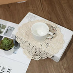 napperons crochetés vintage rustique blanc crème rouge jaune vert