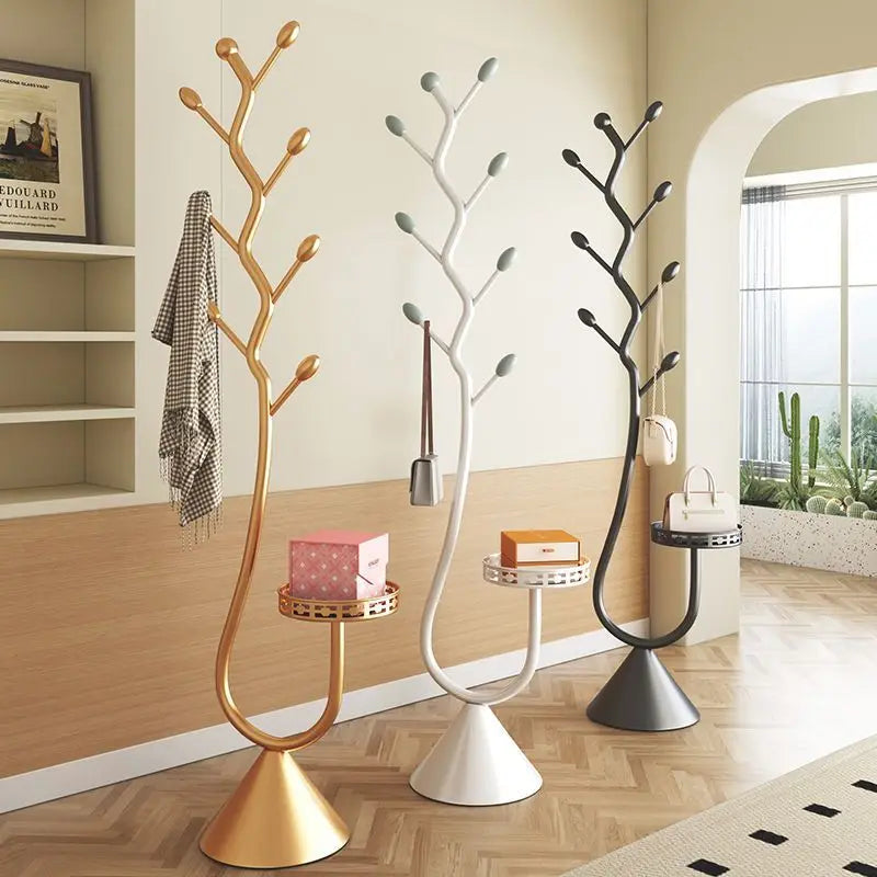 porte manteau contemporain branches stylisées plateau circulaire or blanc minimaliste