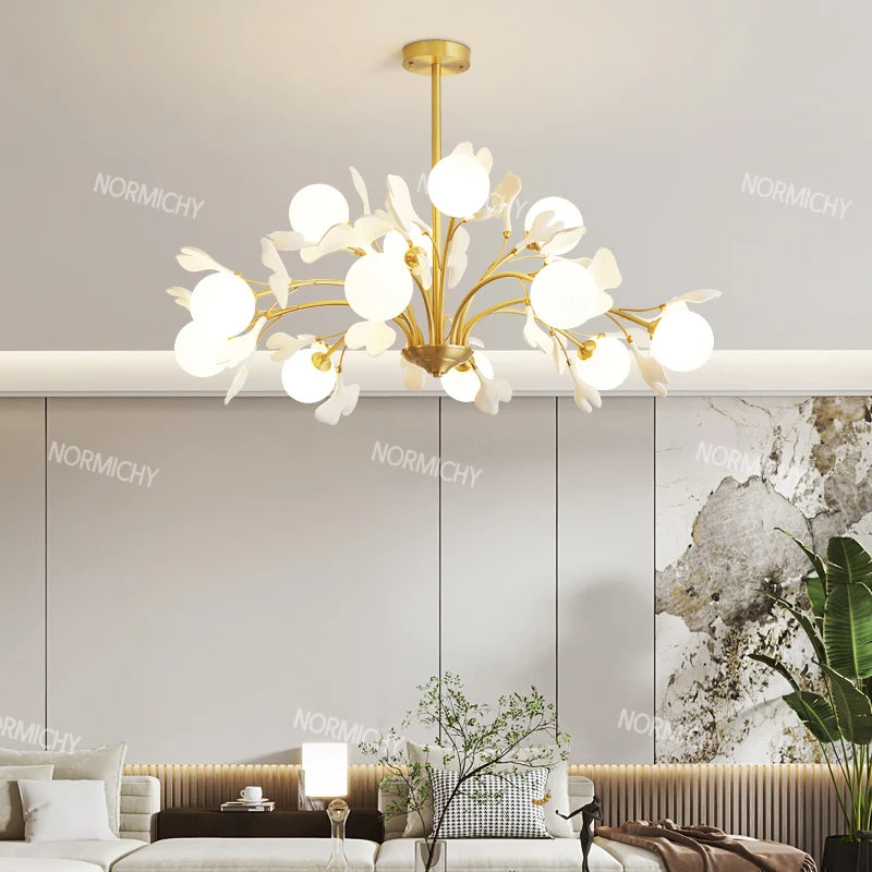 lampe suspendue contemporaine or blanc fleurs opalescente 10 têtes chaîne neutre