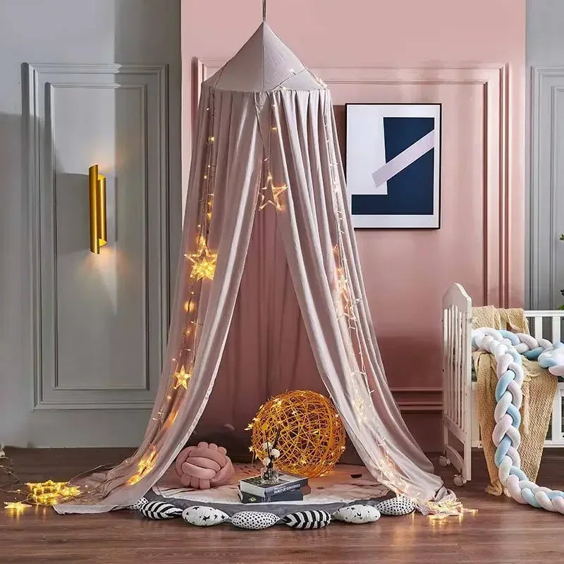 tente lit enfant vert pastel tapis oreillers peluches moderne