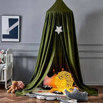 tente lit enfant vert pastel tapis oreillers peluches moderne