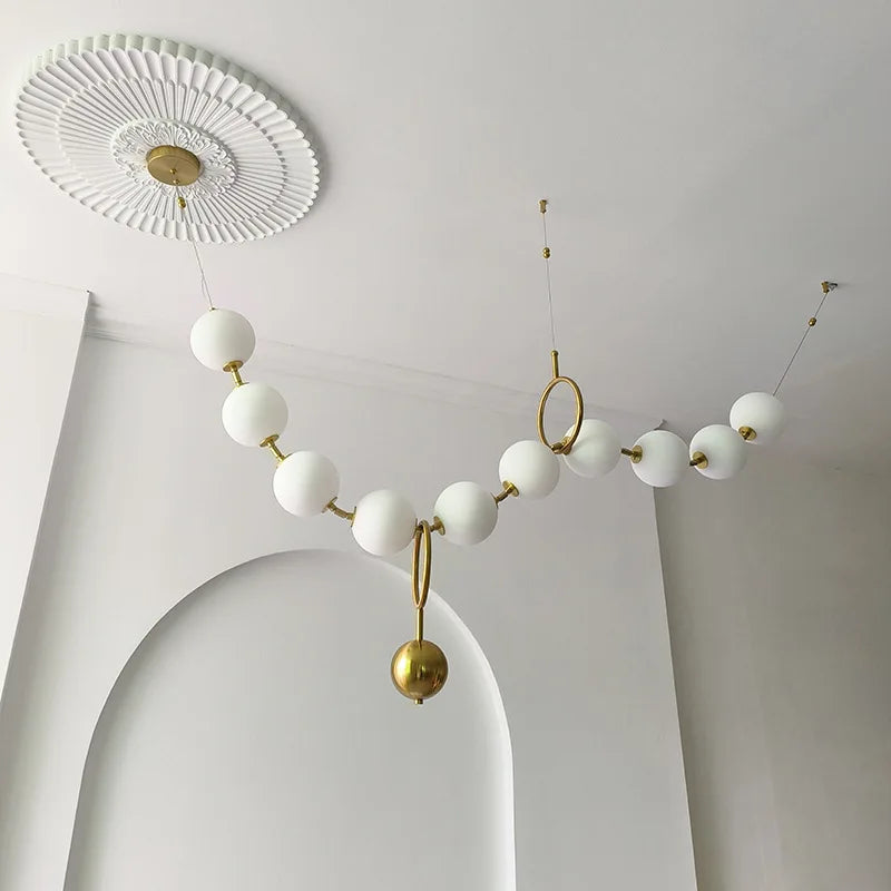 suspension lumineuse moderne boules translucides blanc salon chambre pendentif métal nordique lumière