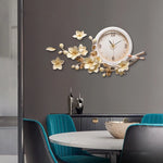 horloge murale moderne fleurs dorées blanches peinte main nordique opacité aluminium cuivre fixation