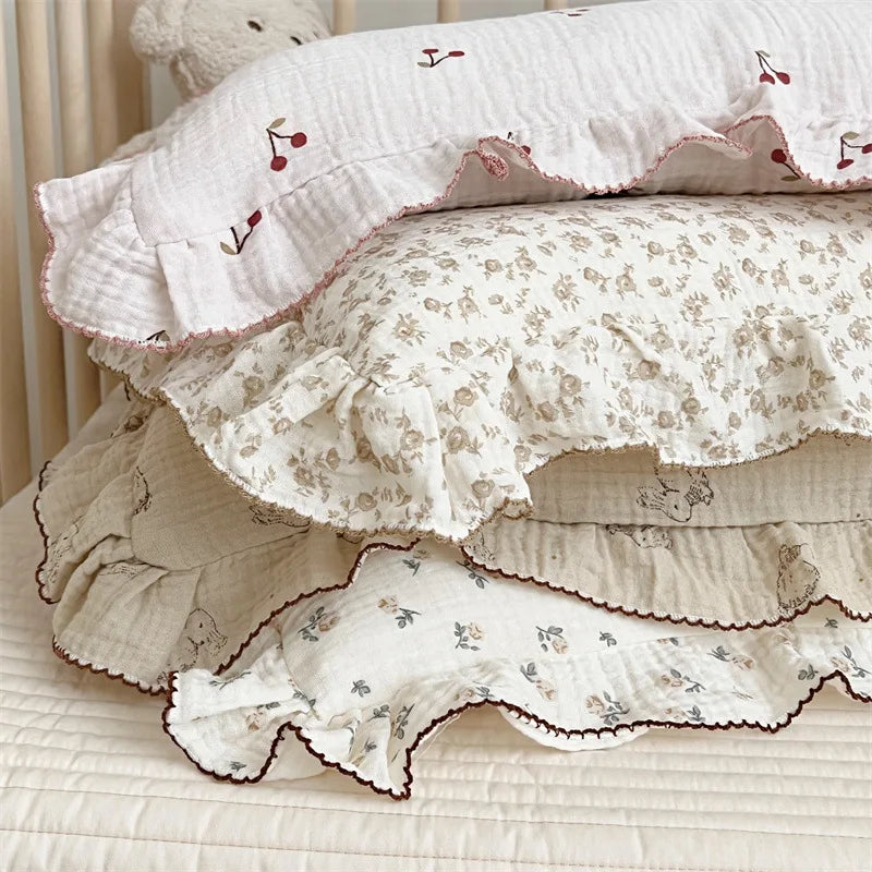 taie d'oreiller bébé ans coton floral cerises vintage beige clair motif animal compagnie jacquard