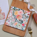 serviettes papier motif floral couleurs vives blanc bleu rouge jaune vert rose classique romantique