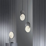 suspension lumineuse contemporaine dorée blanche métallique minimaliste salon chambre d'hôtel
