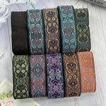 ruban polyester largeur 5cm motifs fleurs broderies couleurs noir bleu vert orange élégant rideaux