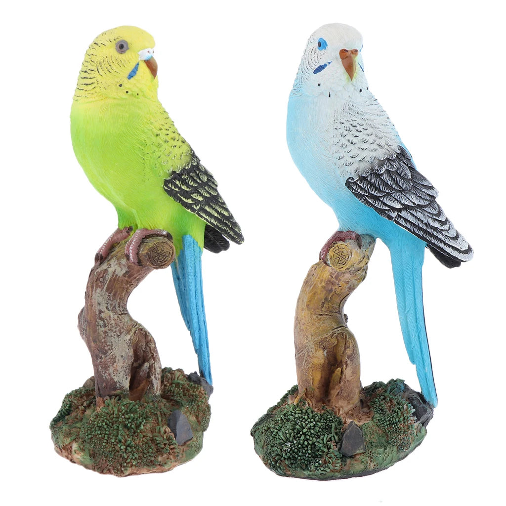 statuettes perroquets miniatures décoratives plumage texturé base rocher mousse artificielle