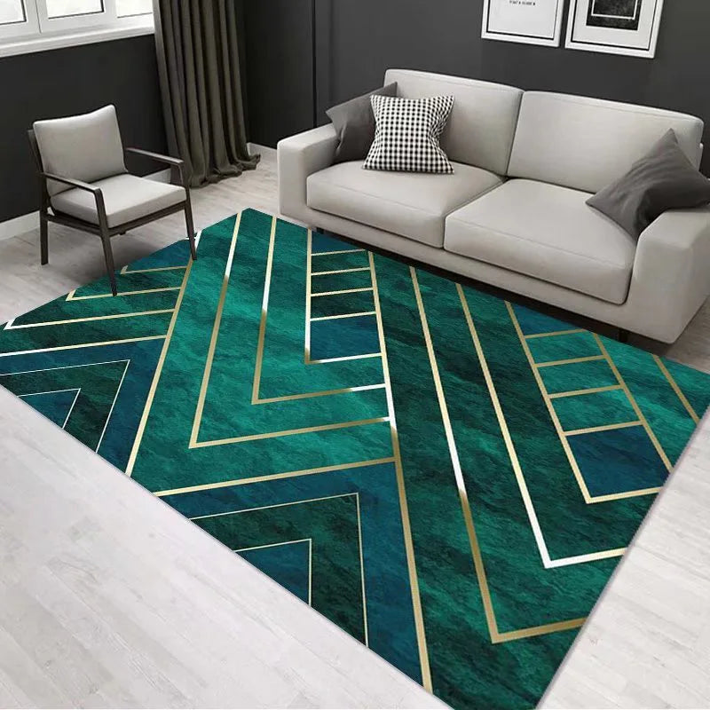 Tapis décoratif aux motifs géométriques vert et or, créant une atmosphère élégante et contemporaine dans un salon moderne.