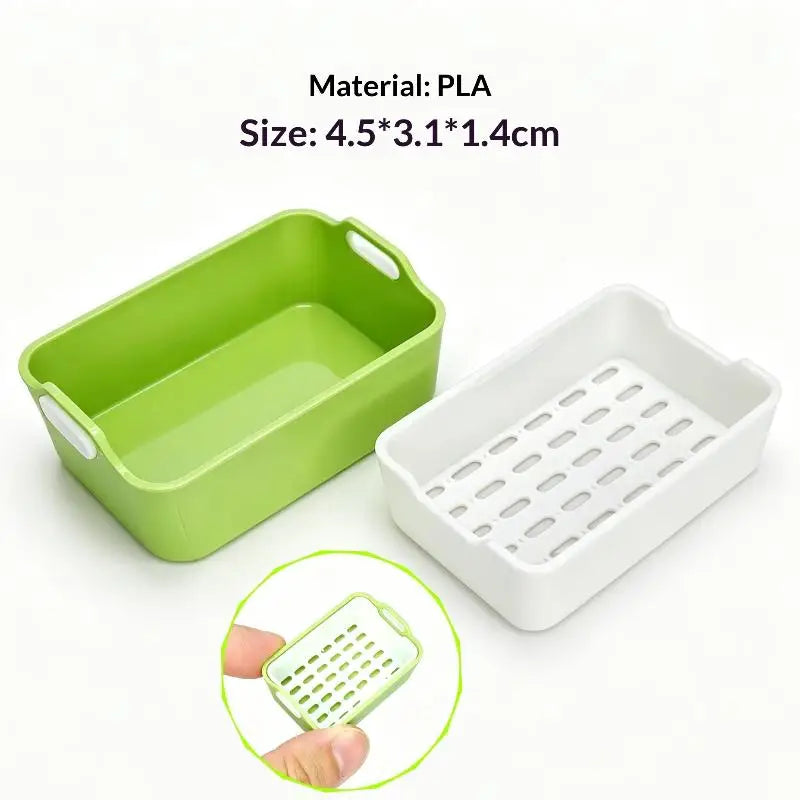 paniers rangement modernes plastique vert clair rose pâle bleu clair grille perforations poignées poupées