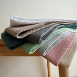 serviette cuisine coton tissé moderne gris blanc rose vert marron bleu géométrique absorbante