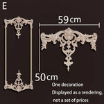ornement mural bois blanc sculpture baroque fleurs motif classique décoration maison ancien décor