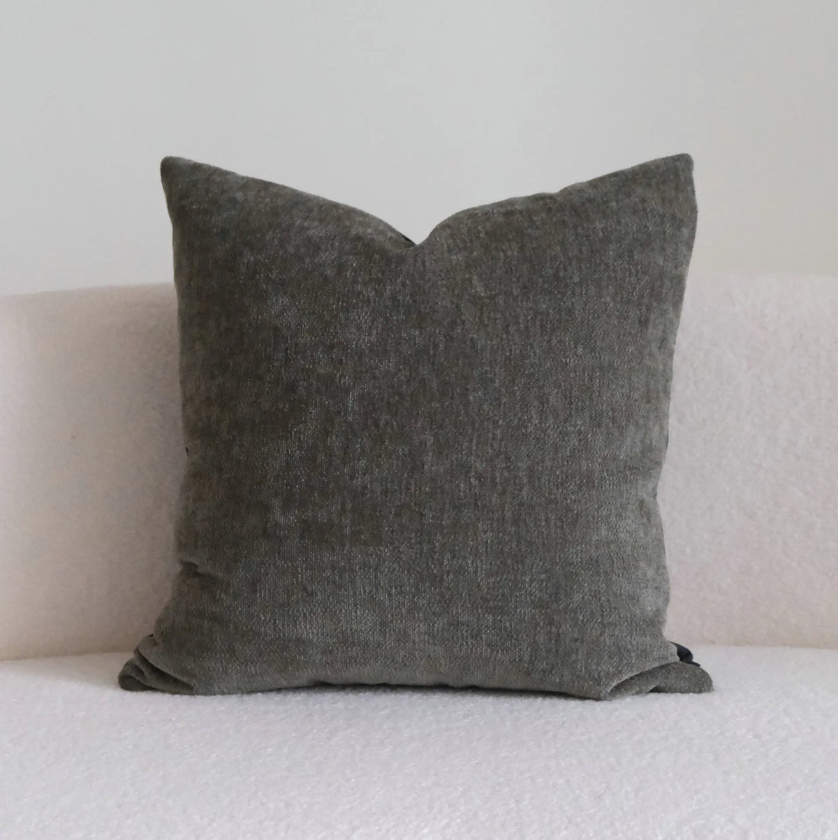 housse coussin polyester motif fleurs noir fond gris nordic contemporain adhésif décoration maison voiture