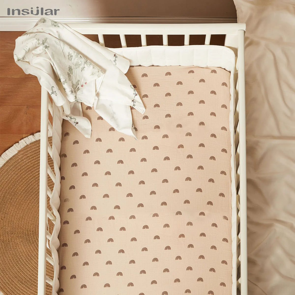 drap housse coton bébé arc ciel floral nuages motifs doux minimaliste enfantin protège matelas