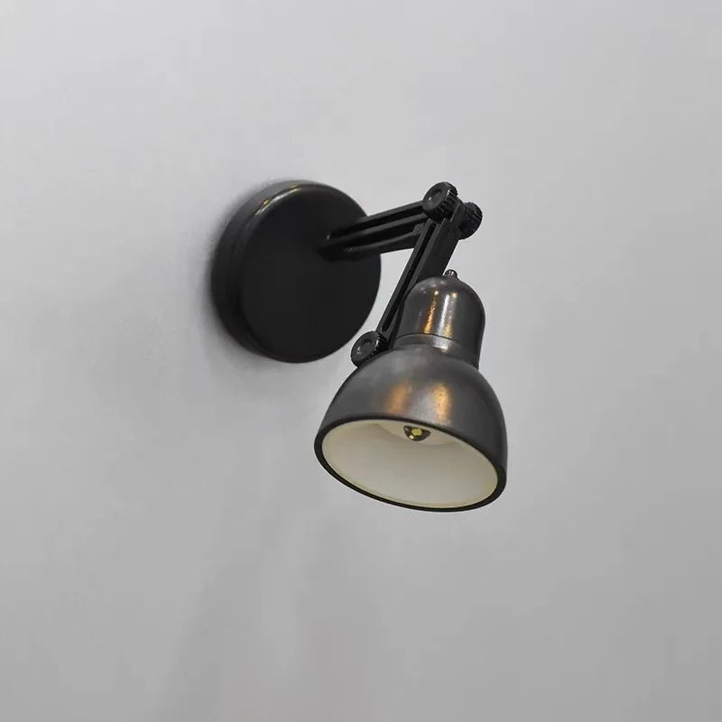 lampe table moderne adhésive couleurs vives orange rose vert jaune matériau lisse minimaliste