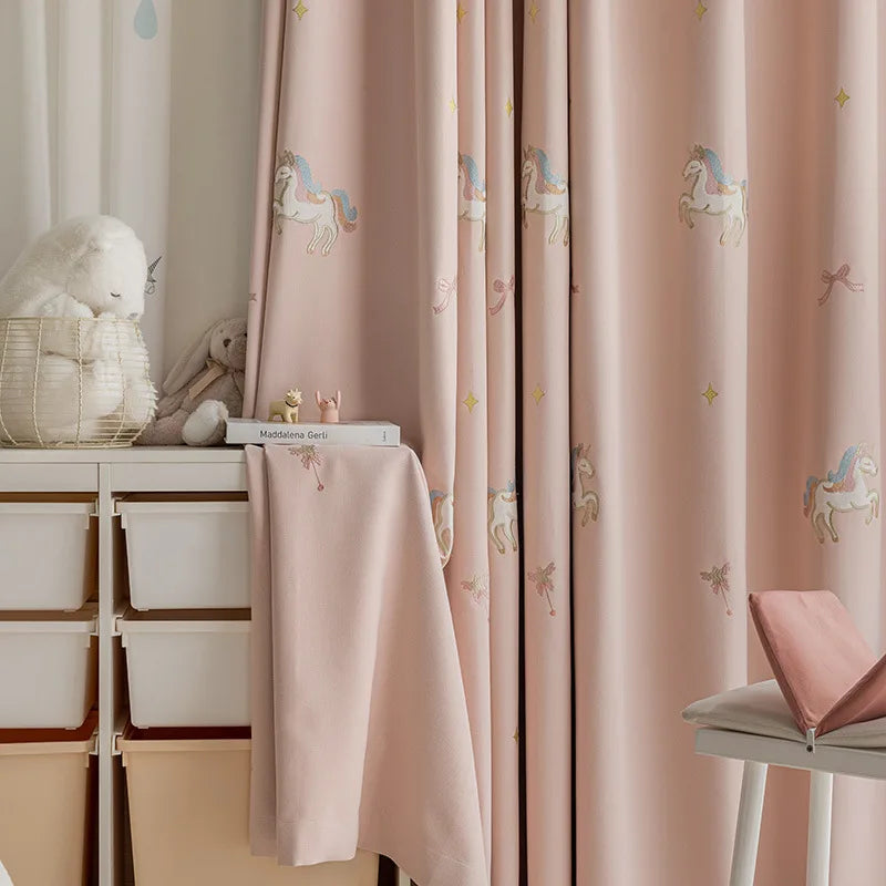 rideau moderne enfant rose licorne étoiles nuages tringle chambre fenêtre opaque