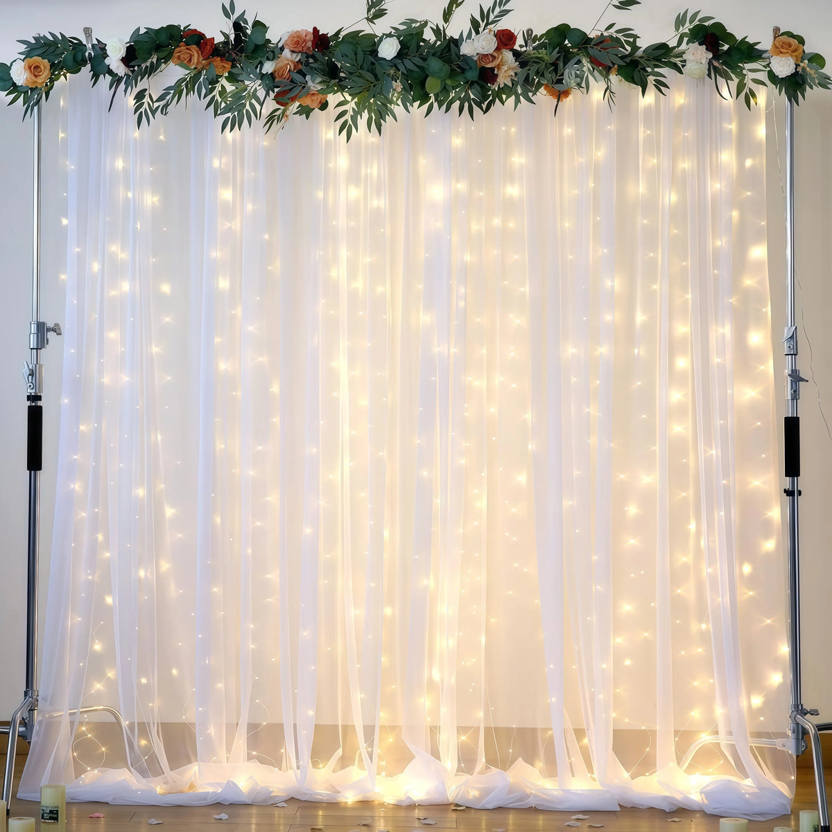 rideaux tulle plissé guirlande lumineuse ballons mariage anniversaire décoration événement festive romantique
