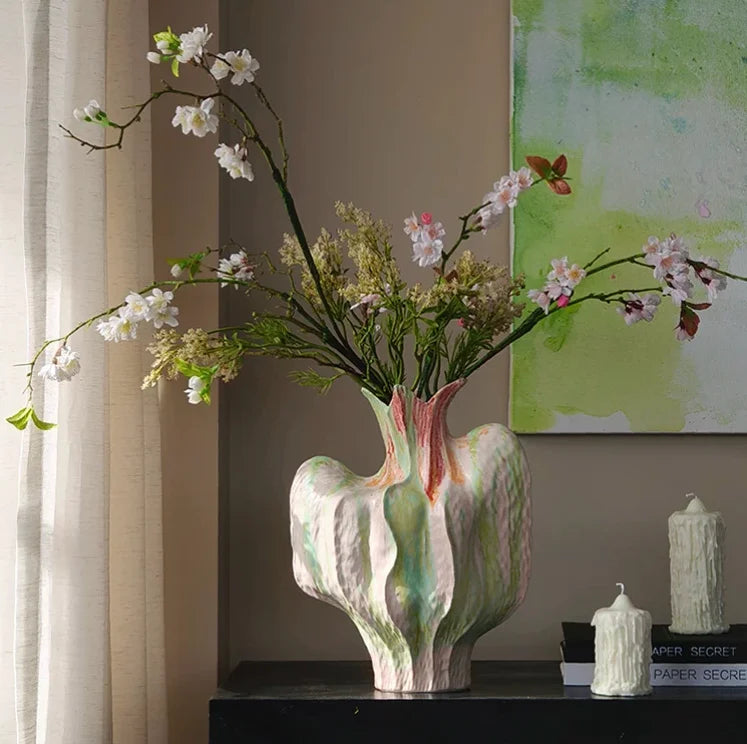 vase céramique abstrait artisanal rose vert orange marron bleu ondulé texturé sculptural