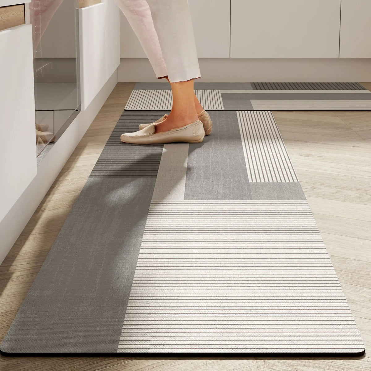 tapis sol intérieur gris blanc rayures modernes antidérapant coton doux salle bain