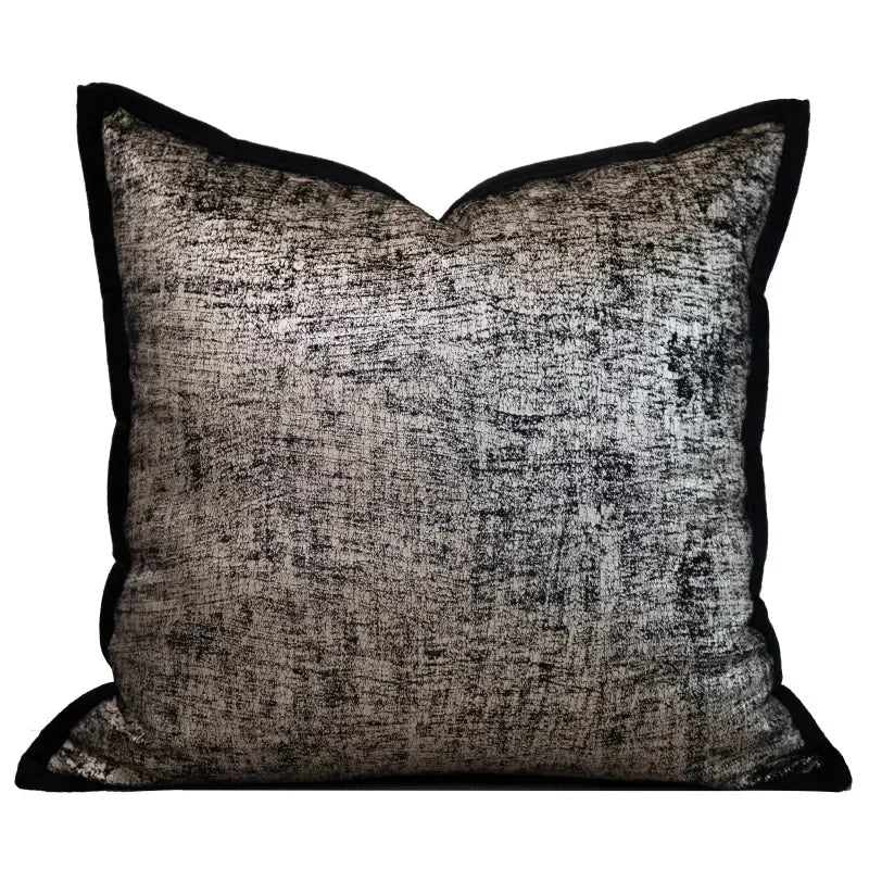 housse coussin moderne imprimé gris noir rouge peluche tissage carré décoration voiture salon chambre