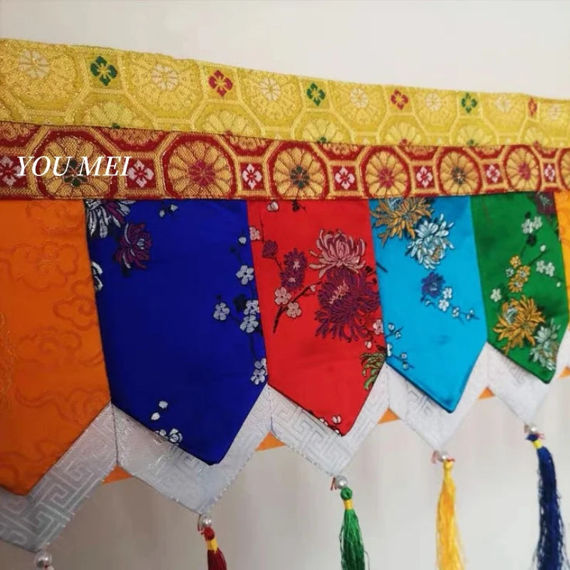 guirlande décorative ethnique fleurs motifs géométriques tissu opaque couleurs vives