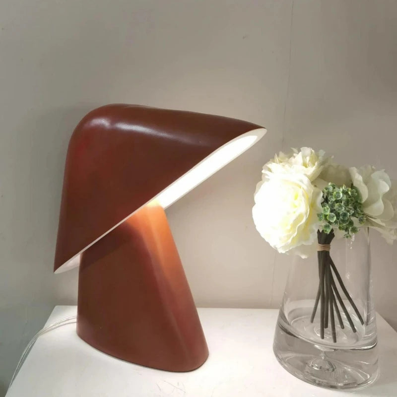 lampe table moderne minimaliste résine led marron noir beige clair interrupteur bouton vde ul