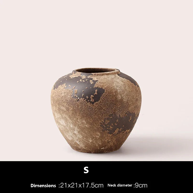 vase japonais ikebana branches séchées minimaliste rustique couleur beige marron