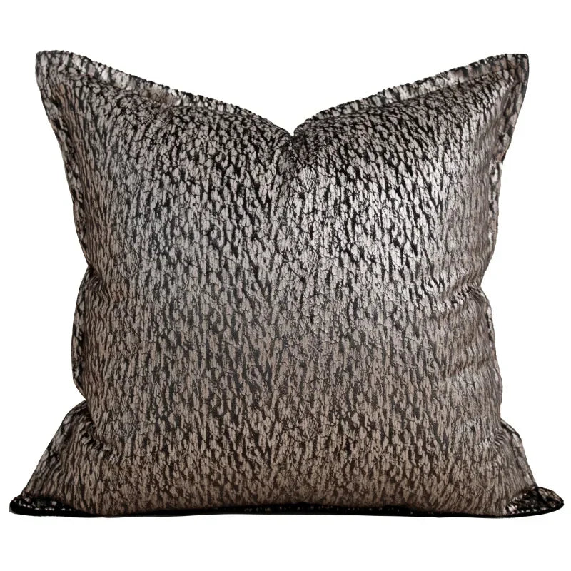 housse coussin moderne imprimé gris noir rouge peluche tissage carré décoration voiture salon chambre