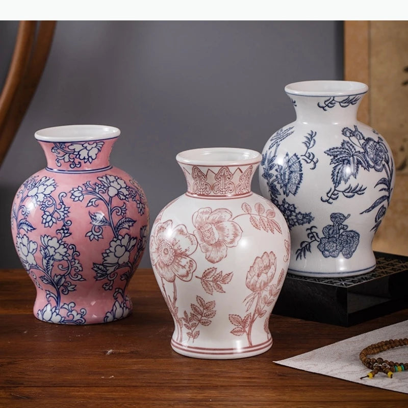 vase table fleurs blanches fond rose vase jaune classique opacité