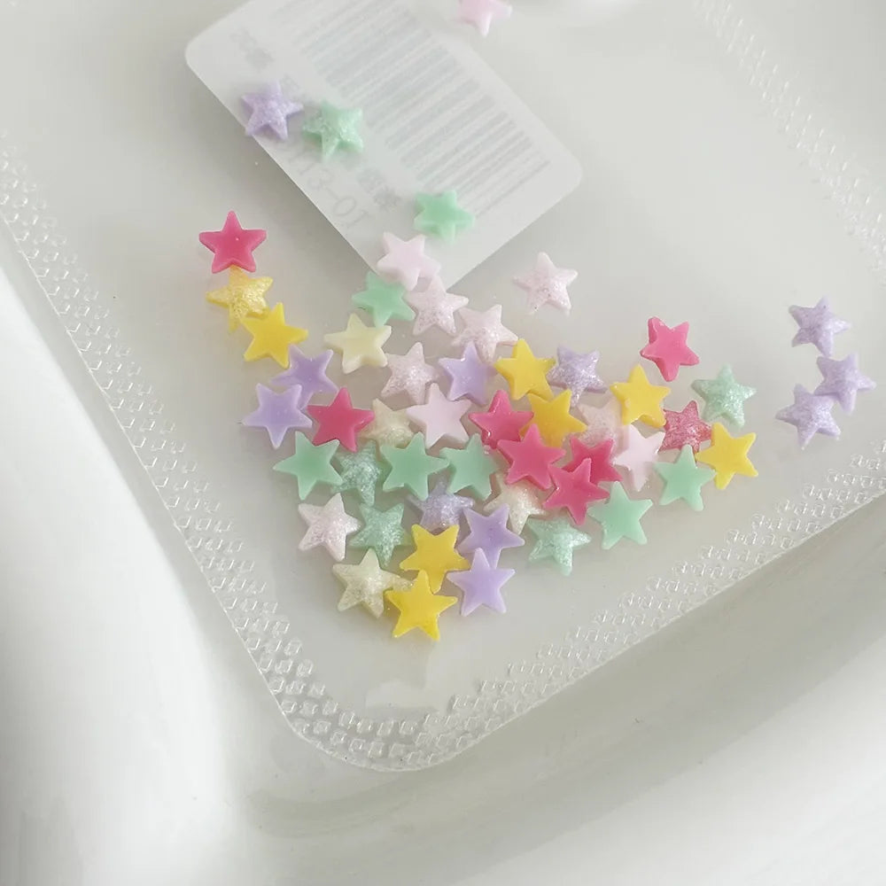 décoration étoiles brillantes résine acrylique mix violet vert bleu blanc 50pcs 5*5mm kawaii