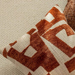 housse coussin géométrique moderne polyester coton noir blanc orange beige minimaliste contemporain ornemental 45x45cm