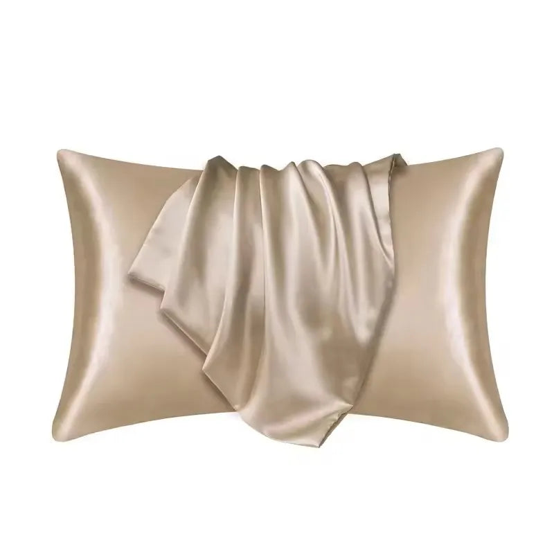 housse coussin moderne couleur rose pâle blanc gris beige violet satinée opaque lit chambre