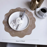 serviettes table moderne gris vert marron beige rose texture grunge élégant assiettes fourchettes tasses