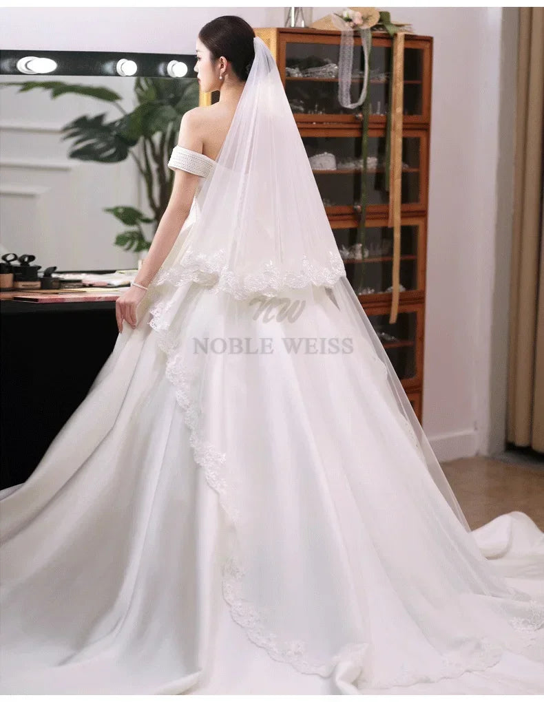 voile mariage dentelle blanc élégant fixation dentelle blanche cathédrale femme adultère monotrice opacité