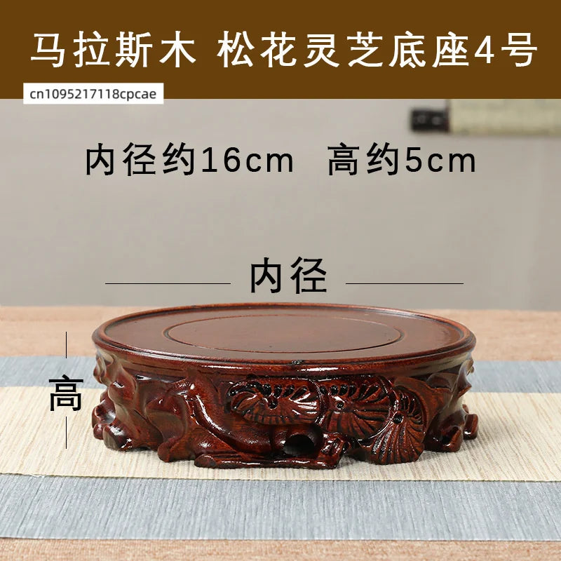 socle bois massif sculpté motifs fleurs oiseaux support présentation vase statue décoration intérieure