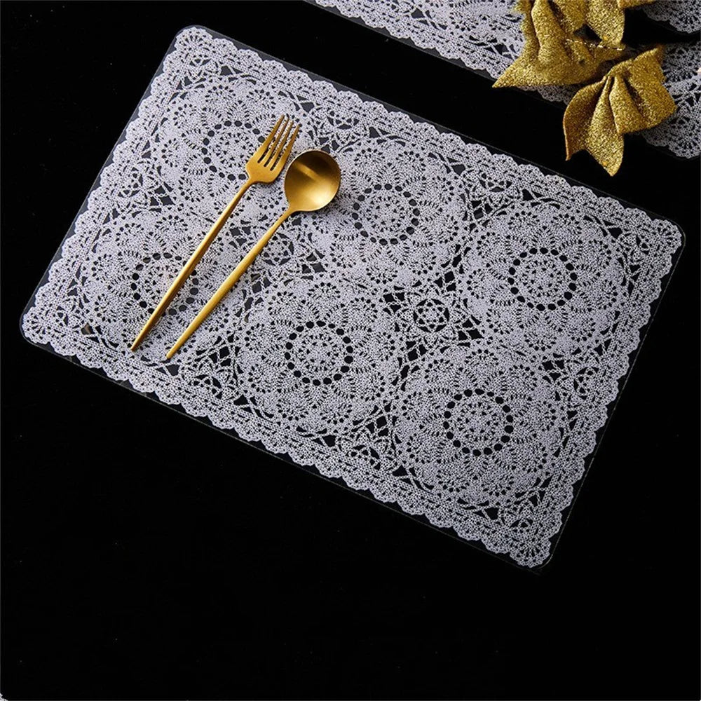 serviettes table blancs motifs floraux dentelle fine classiques élégantes respectueuses environnement 45x30cm set 12