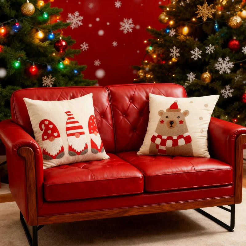 housses coussins noël gnomes flocons brodés texture duveteuse carrées polyester coton pompons festive decoration