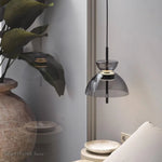 suspension lumineuse moderne transparente noir minimaliste led pendentif simple salle manger cuisine bar restaurant