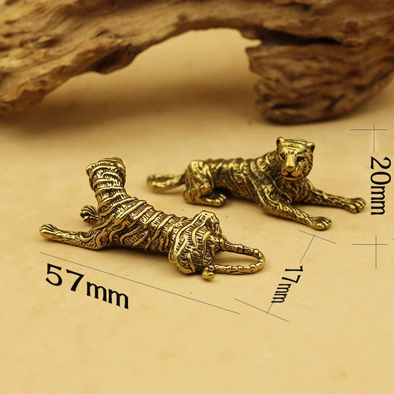 figurine tigre métal doré animalier décoratif stripes texture antique miniature maison