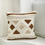coussin brodé polyester moderne bohème motif géométrique blanc beige bleu gris marron 45x45cm