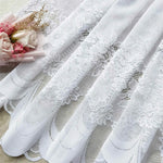 rideau blanc dentelle fleurs peony translucide fenetre classique romantique deco balcon