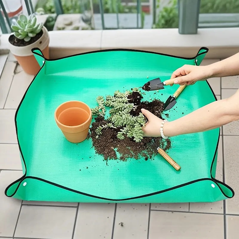 tapis jardinage vert moderne texture tissée pelle pot plante griffe ciseaux