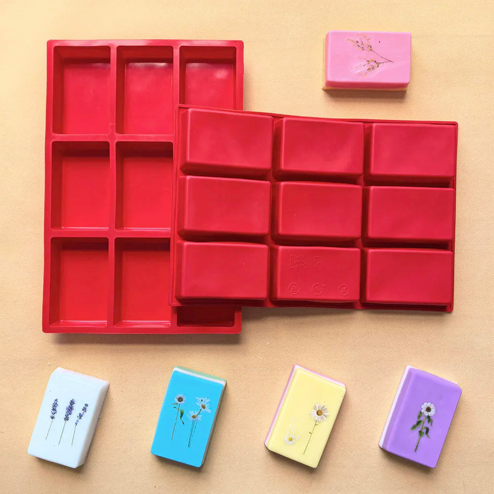 moule silicone compartiments savons bougies aromathérapie artisanale durable non toxique rouge