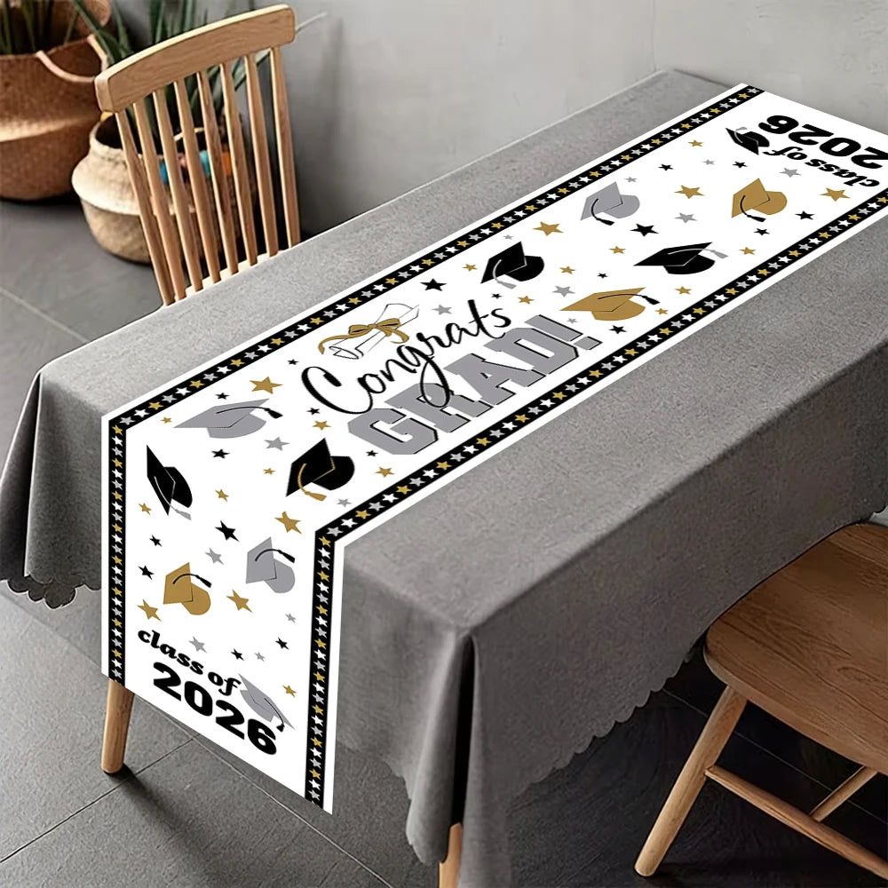 table runner graduation étoiles casquettes congrats grad class 2026 blanc or argent polyester festif