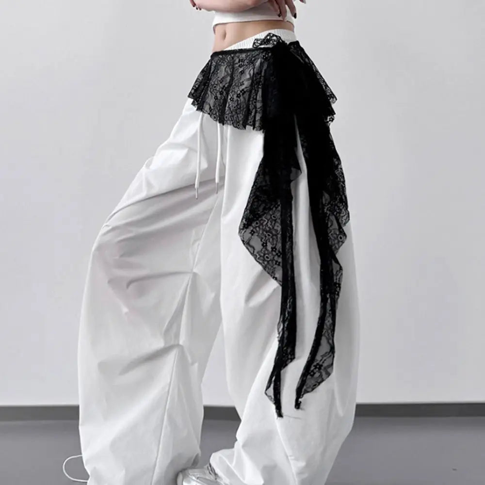 pantalon large femme noir dentelle blanche moderne translucide élastique y2k streetwear
