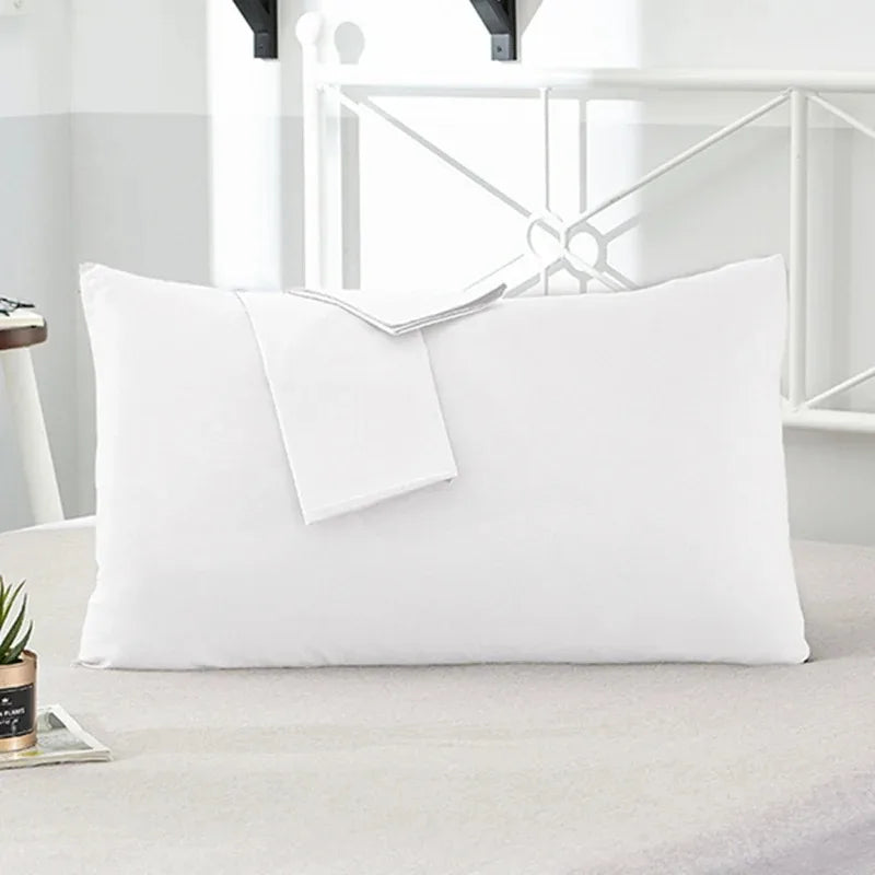 coussin décoratif rectangulaire uni tissu peau pêche moderne lit chambre beige