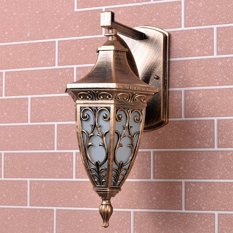 lampe murale classique dorée ornements floraux vintage éclairage maison fixations vis led ip65