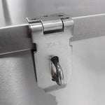 Intérieur de la boîte à outils avec compartiments organisés
