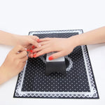 tapis poignet silicone nail art pois cœur dentelle rose noir violet magenta